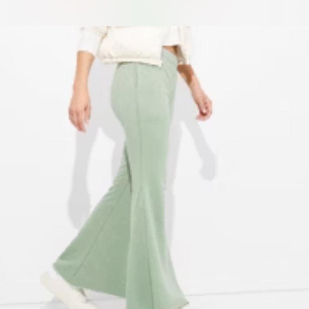 Wild Fable Light Green Flared sweats